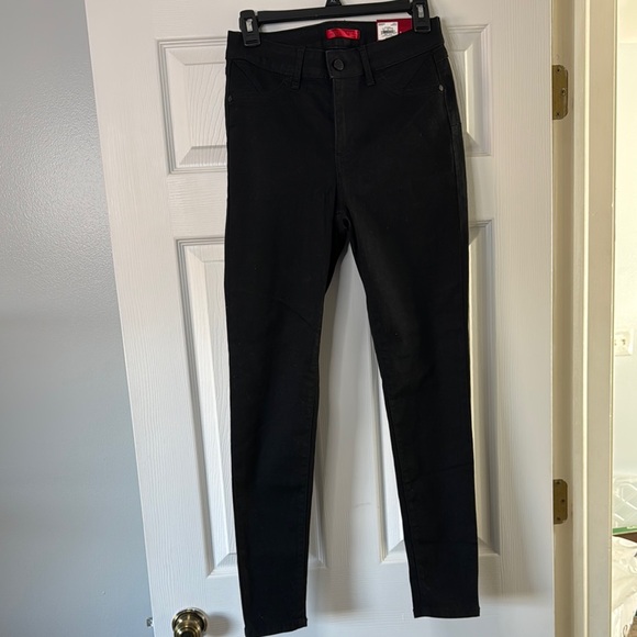 Jennifer Lopez Super Skinny Mid Rise Black Skinny Jeans - Picture 1 of 12